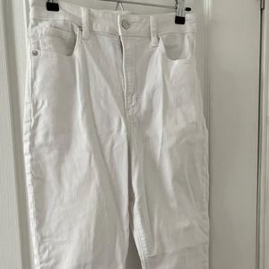 WOMENS AMERICAN EAGLE NEXT LEVEL STRETCH JEGGING JEANS SIZE 10 WHITE